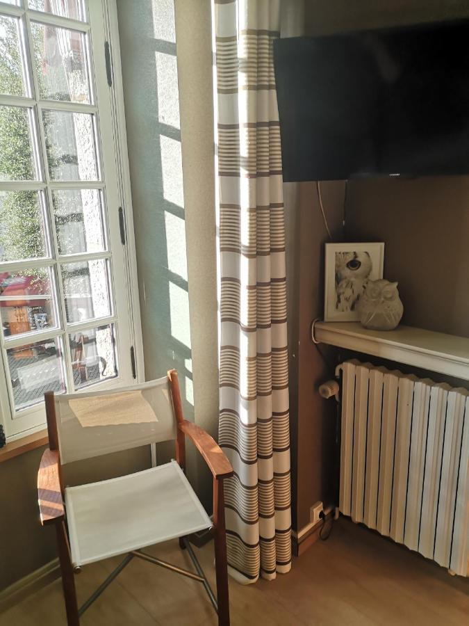 Hotel Les Deux Magots Ла-Рош-Бернар Экстерьер фото